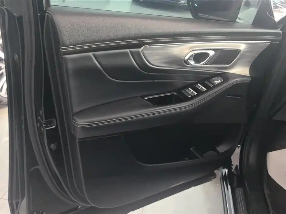 GAC Trumpchi Trumpchi GS8 2024 Navigator Series 2.0TGDI 2WD Luxury Smart Connect Edition фото 7