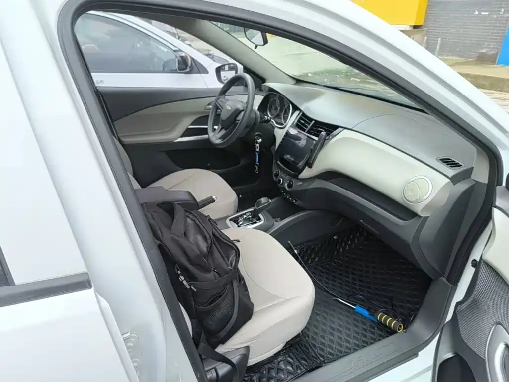 Chevrolet Sail 2017 2015 Sail 3 1.3L AMT Ideal Edition