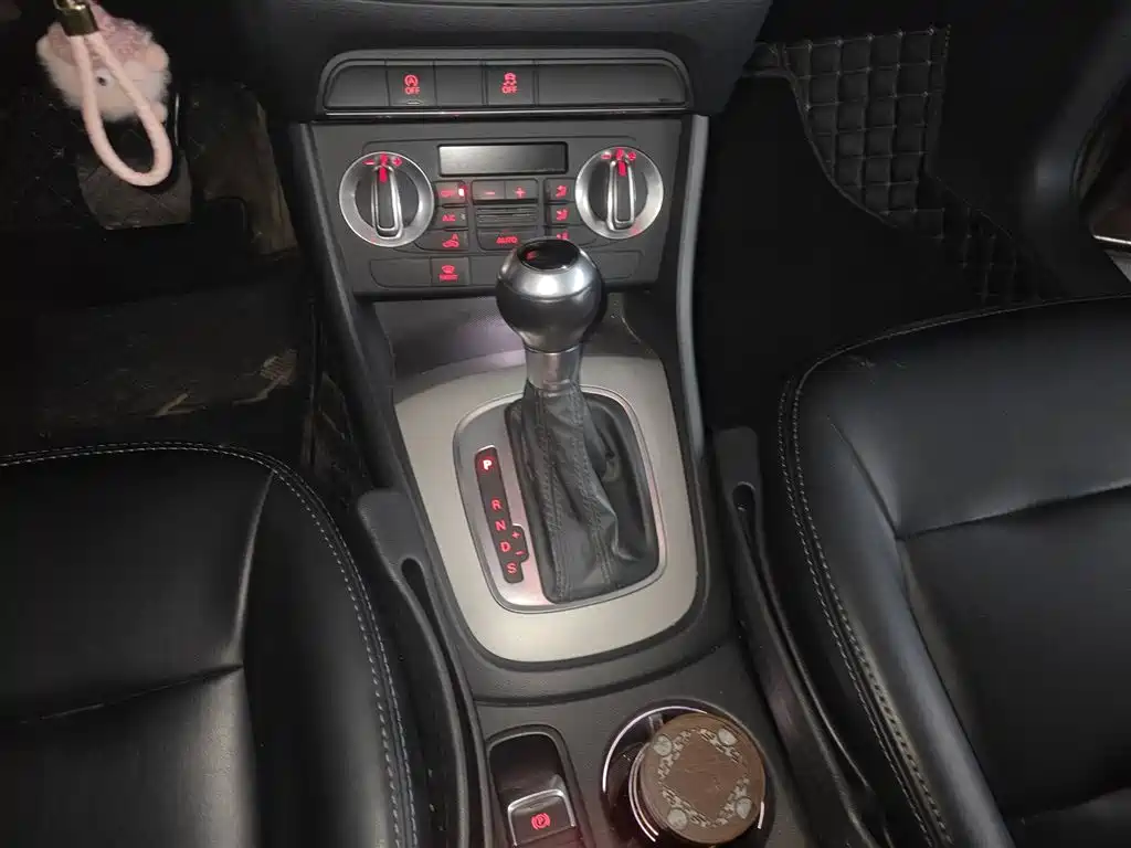 Audi Q3 2015 35 TFSI Progressive фото 12