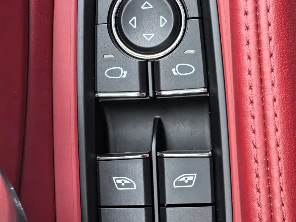 Porsche 718 2022 Boxster 2.0T фото 24