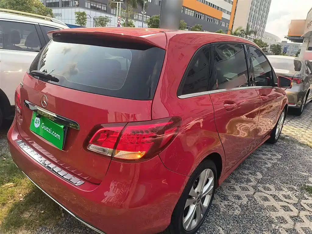 Mercedes-Benz B-Class 2017 B 200 Dynamic фото 5