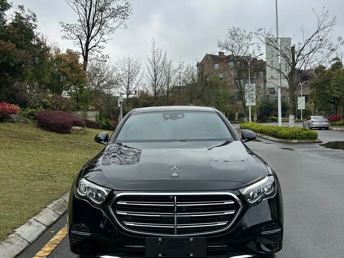 Mercedes-Benz E-Class 2026 E 300 L Luxury