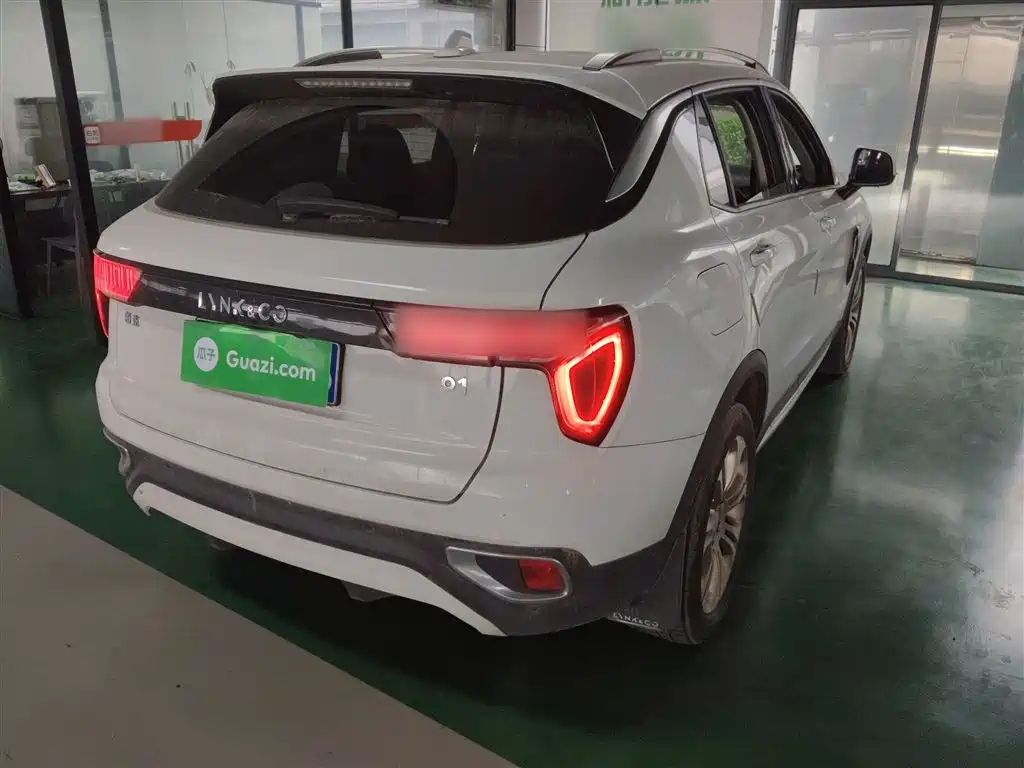 Lynk & Co 01 2019 2.0T 2WD Type Pro Version China V фото 5