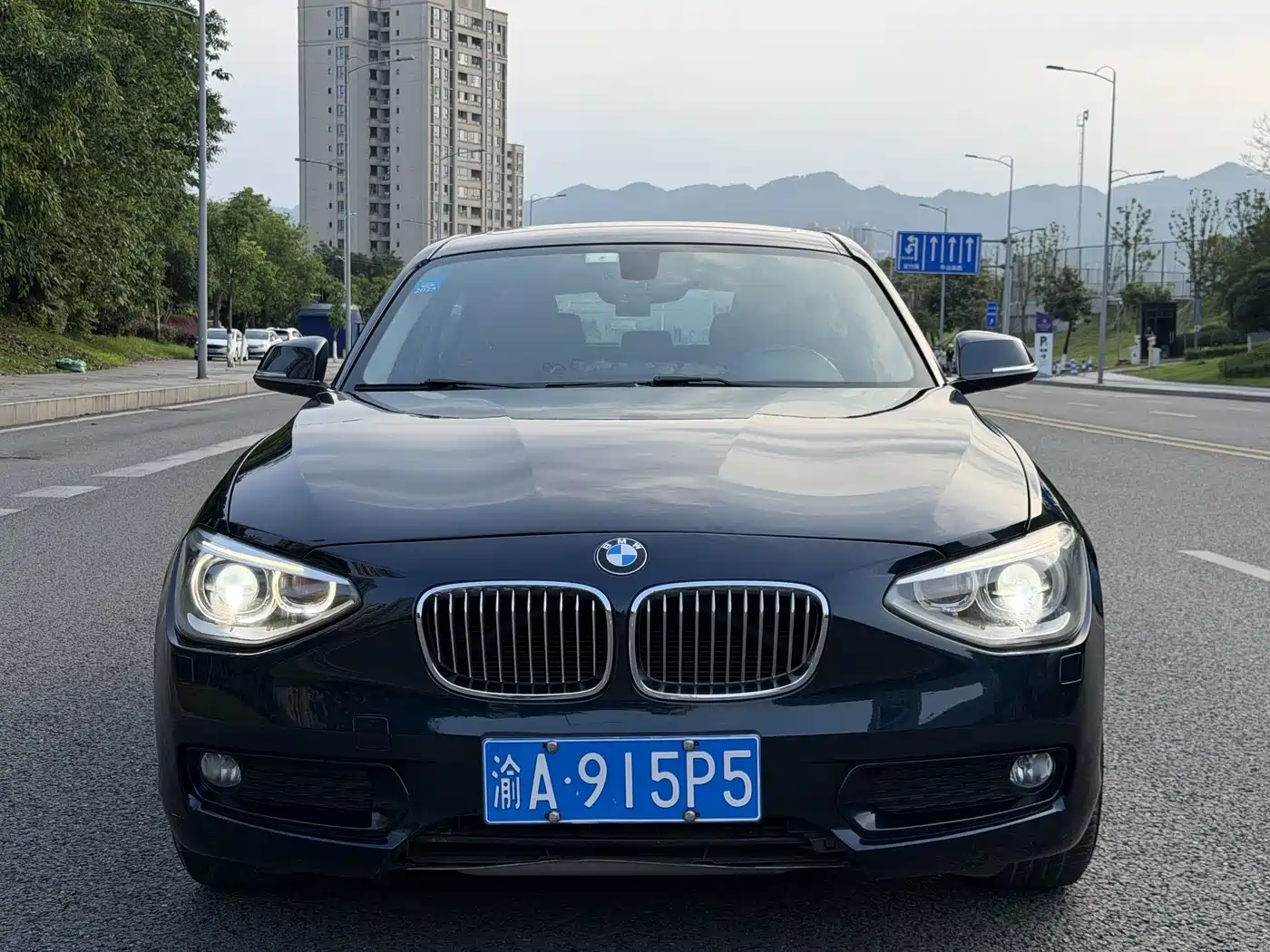 BMW 1 Series (Import) 2013 Facelift 116i Urban Model фото 2