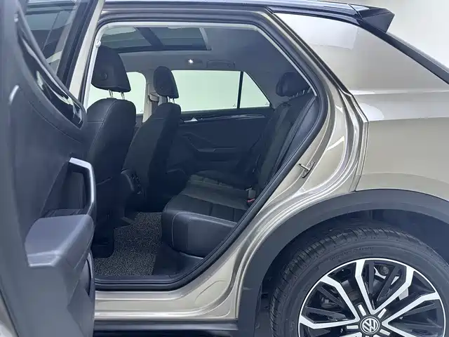 Volkswagen T-ROC 2019 280TSI DSG 2WD Comfort Type China V фото 15