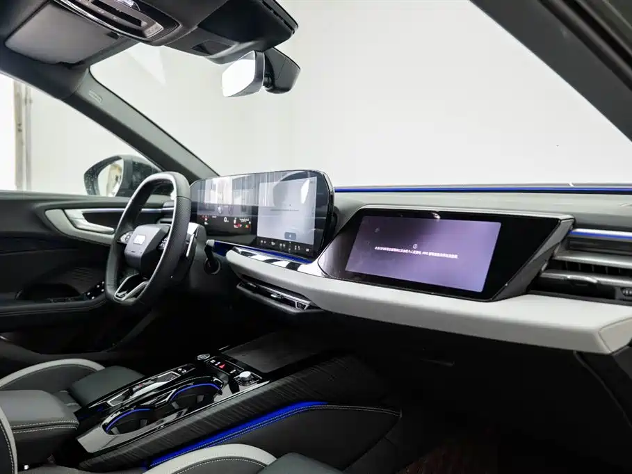 AUDI A5L