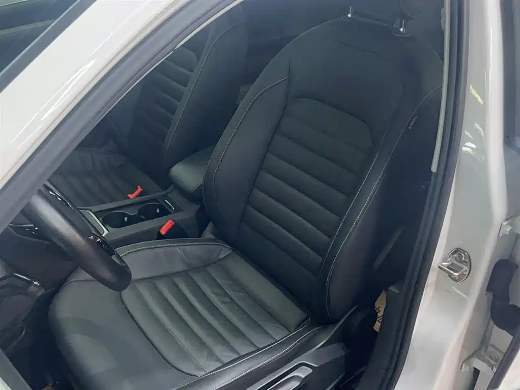 Volkswagen Lamando 2018 280TSI DSG Comfort Edition фото 13