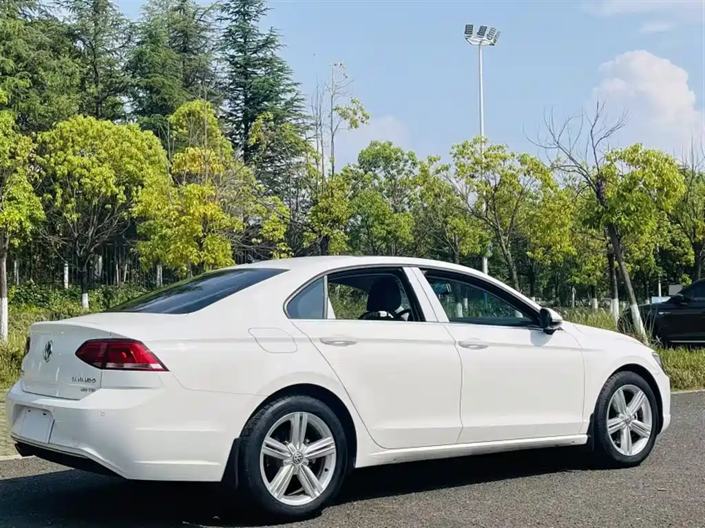 Volkswagen Lamando 2018 280TSI DSG Comfort Edition фото 18