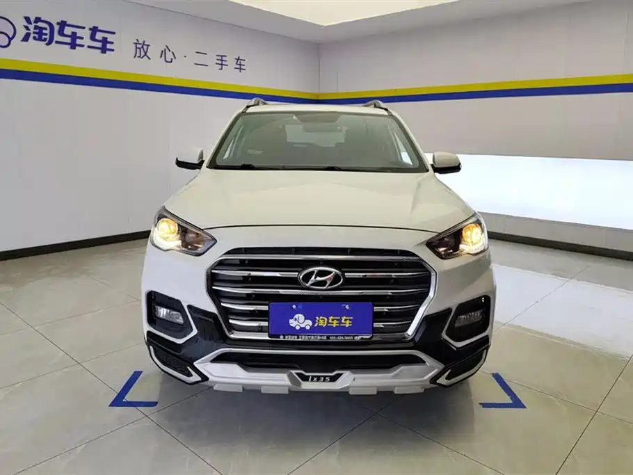 Hyundai Beijing Hyundai ix35 2018 2.0L Automatic 2WD Zhiyong·Enjoyment Edition фото 2
