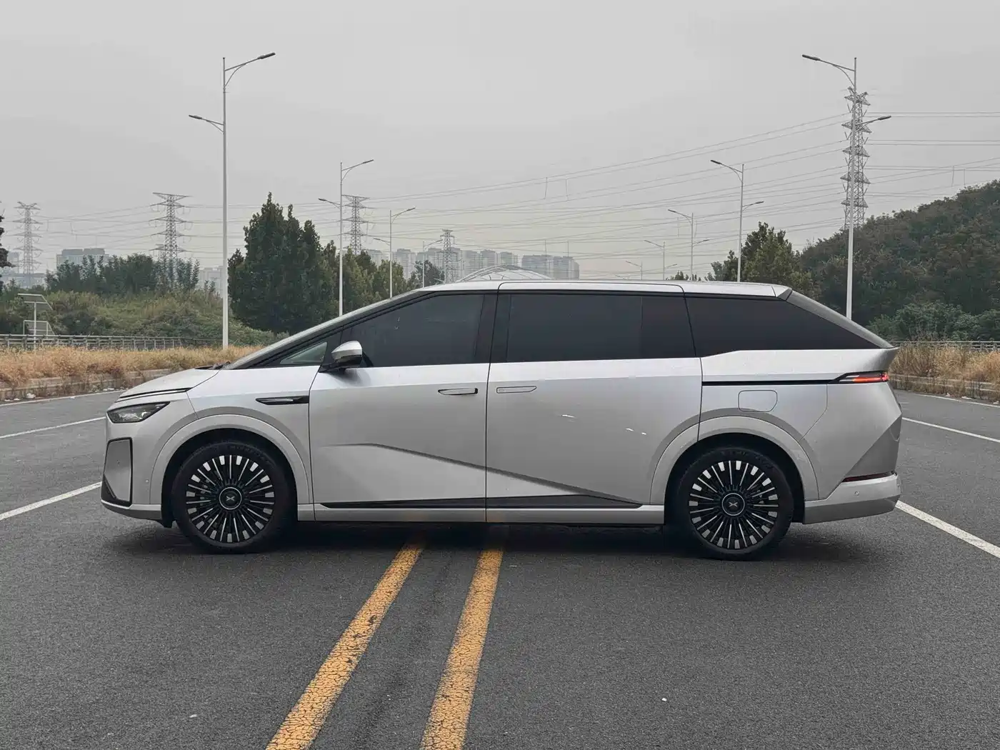 2026 XPeng X9