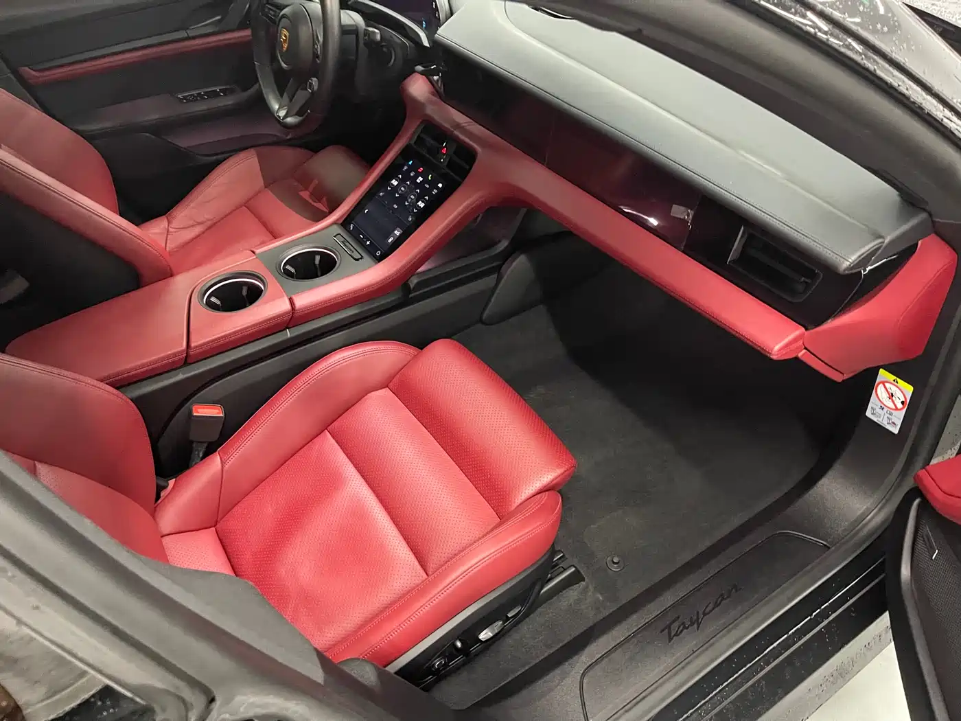 Porsche Taycan 2020 Taycan фото 12