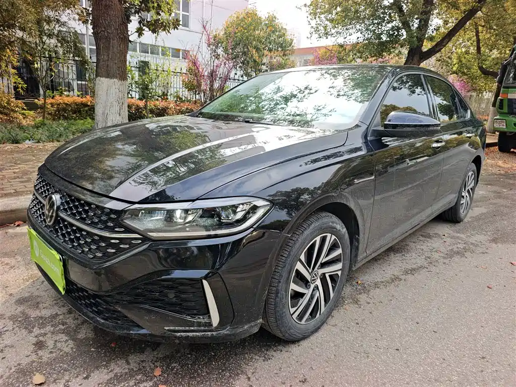 Volkswagen Lavida 2024 Model 300TSI DSG Starlight Leading Edition