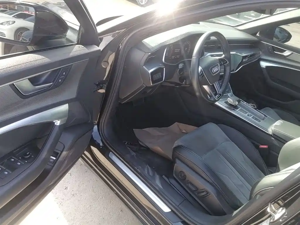 Audi A6L 2020 40 TFSI Luxury Dynamic фото 16