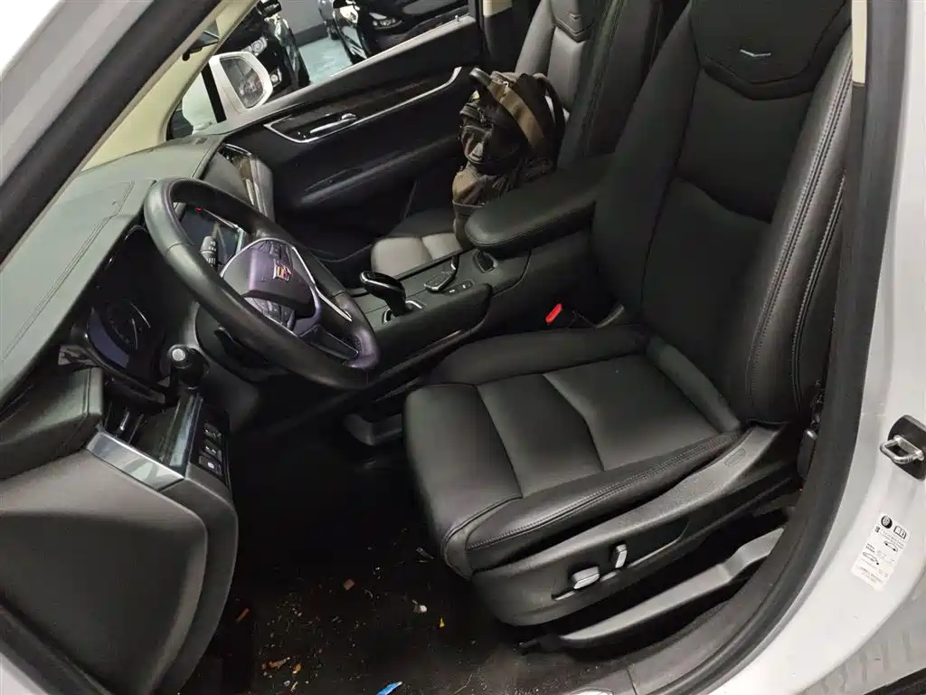 Cadillac XT5 2018 25T Luxury фото 11