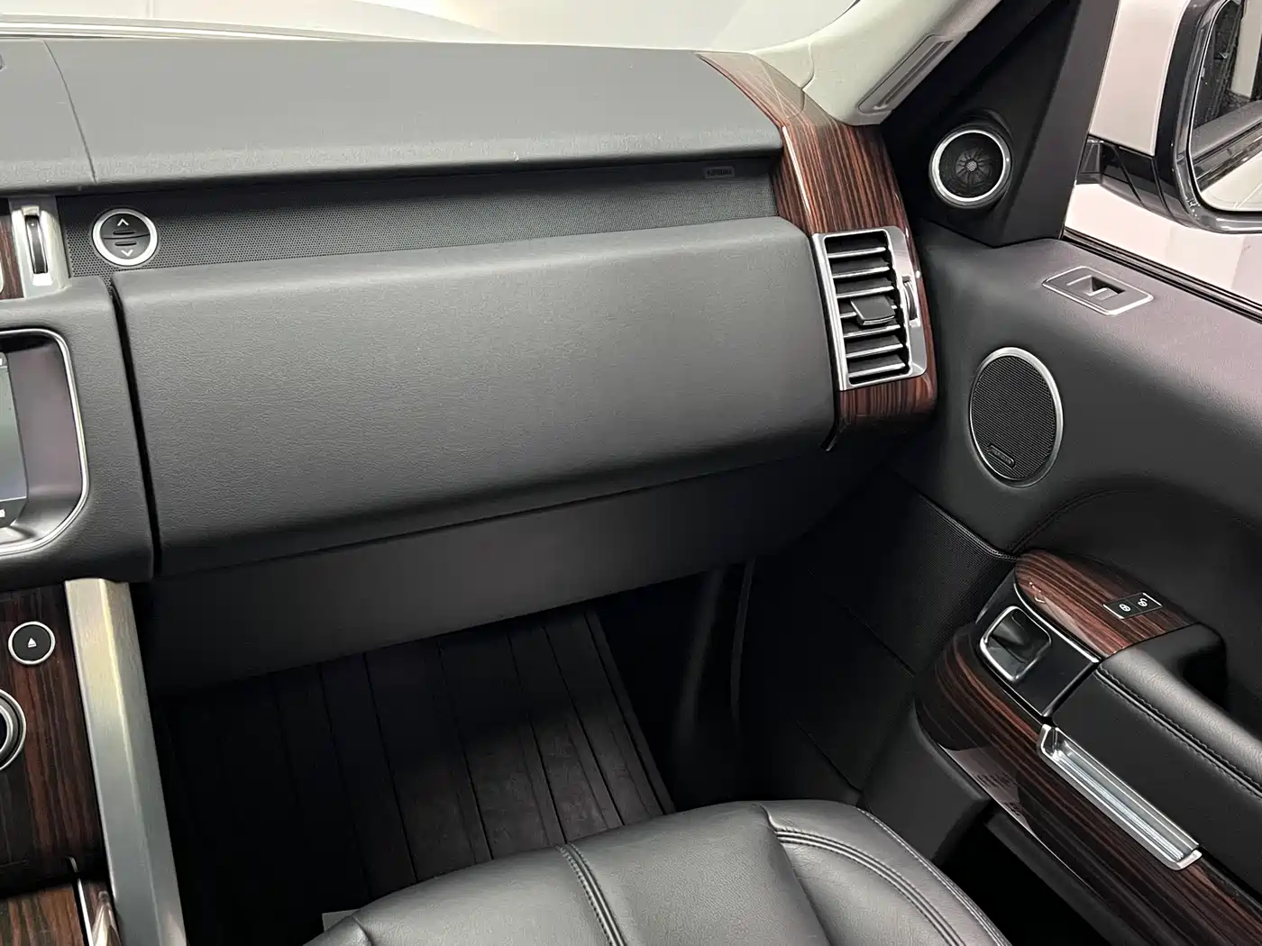 Land Rover Range Rover фото 36