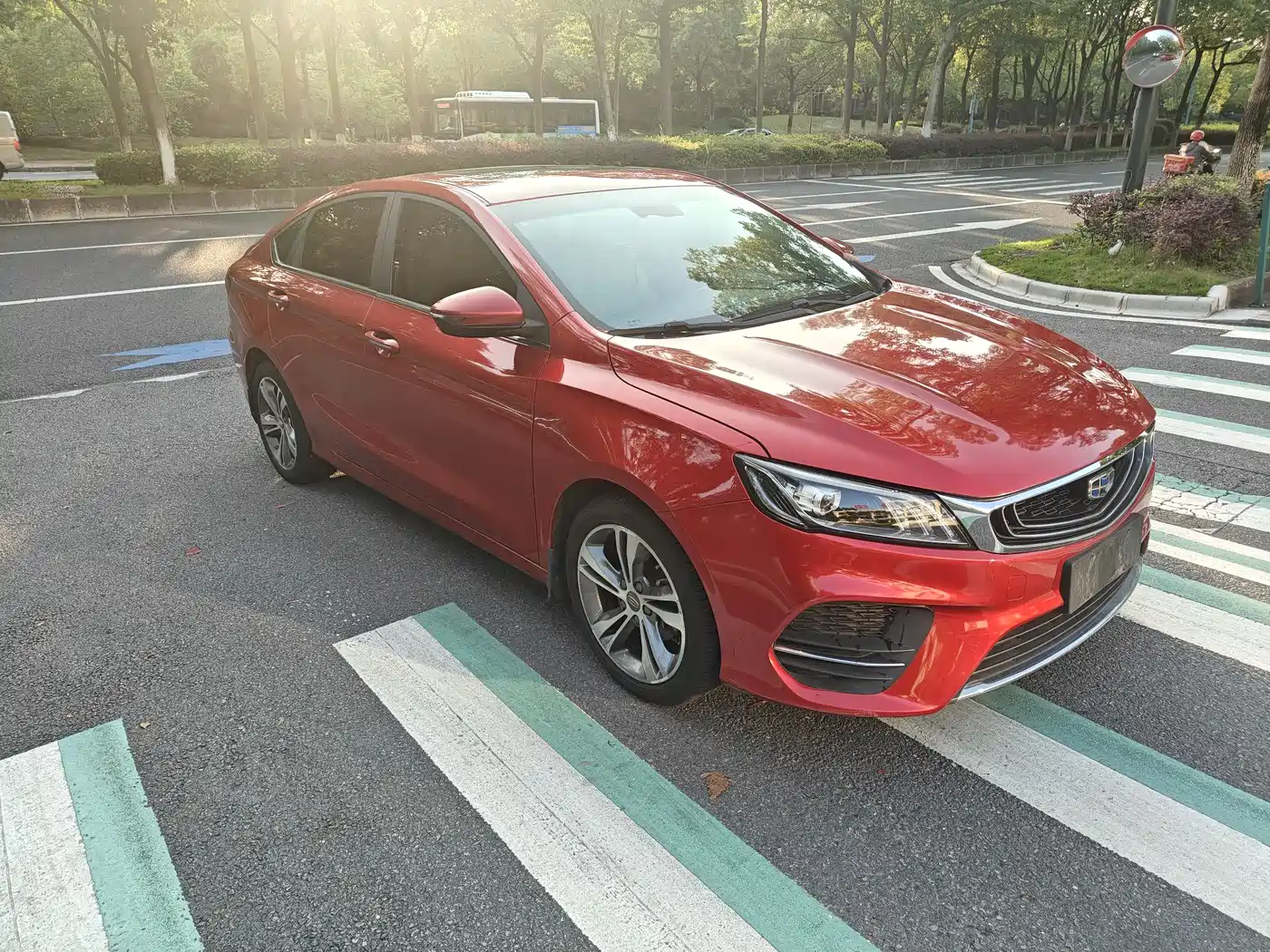 Фото 3 - Geely Binrui