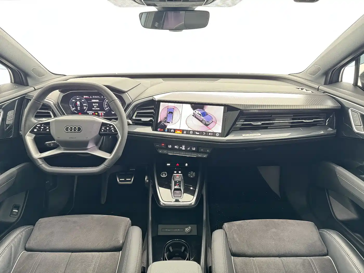 Audi Q4 e-tron 2023 40 e-tron Creation Night Edition фото 13