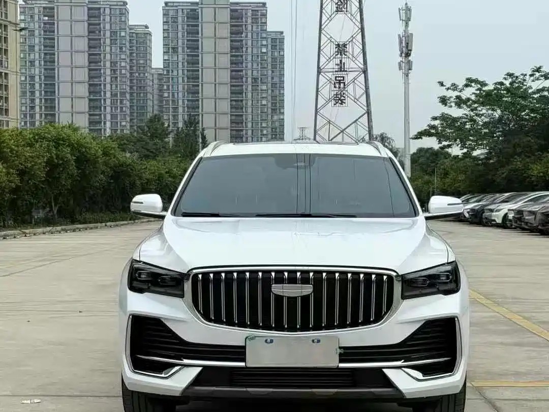 Фото 2 - Geely Monjaro