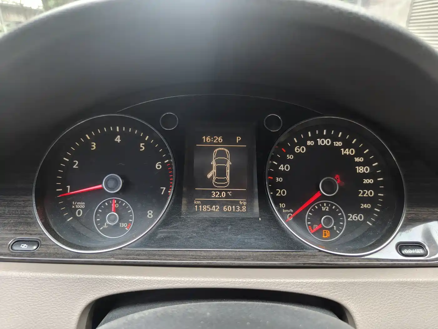 Volkswagen Magotan 2012 1.8TSI Premium фото 9