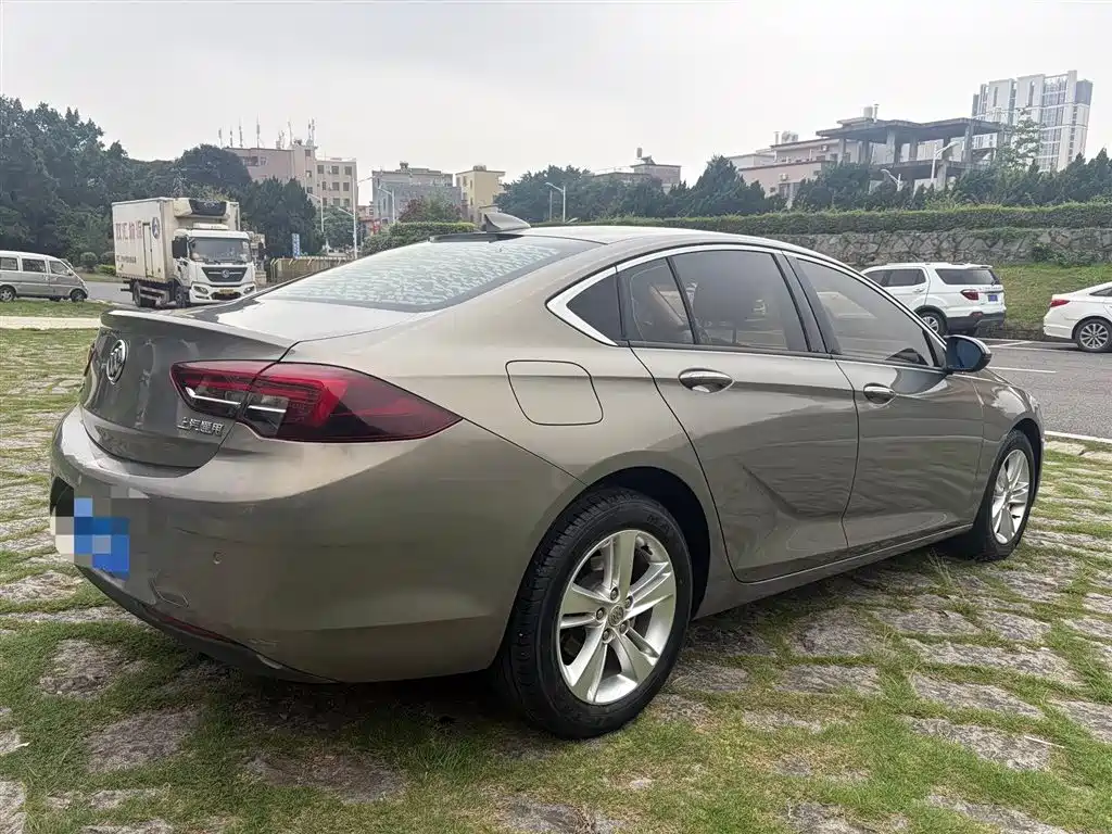 Buick Regal 2017 20T Elite Type фото 6