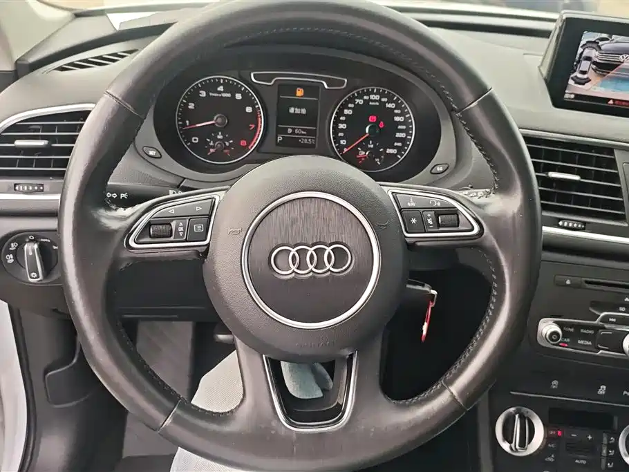 Audi Q3 2015 30 TFSI Comfort фото 15