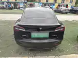 Фото 4 - Tesla Model 3