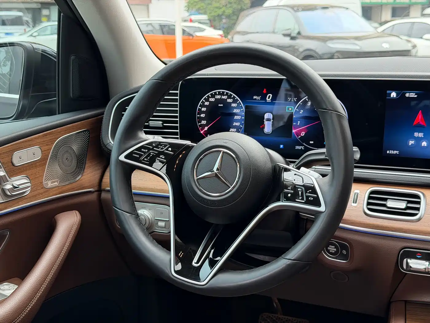Mercedes-Benz GLE 2024 GLE 450 4MATIC Fashion фото 7