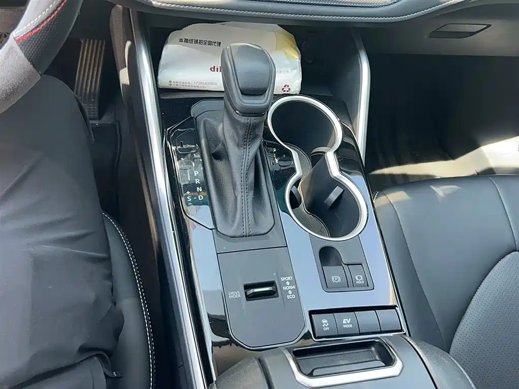 Toyota Highlander 2022 Dual Engine 2.5L 2WD Elite 5-Seater фото 10
