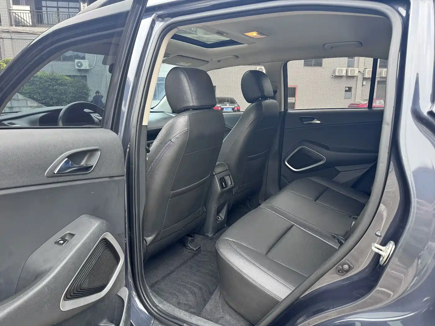 Hyundai Beijing Hyundai ix35 2019 2.0L Automatic 2WD Zhiyong·Smooth Enjoy China VI фото 8
