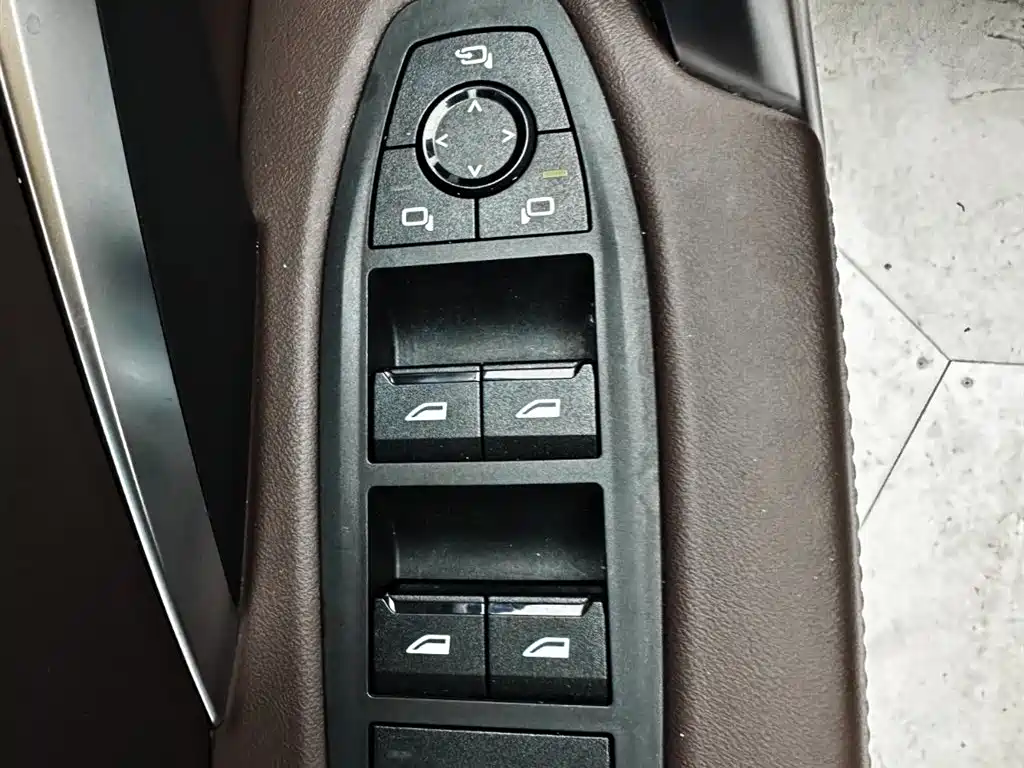 BMW X1 2023 sDrive20Li X Design Package фото 16