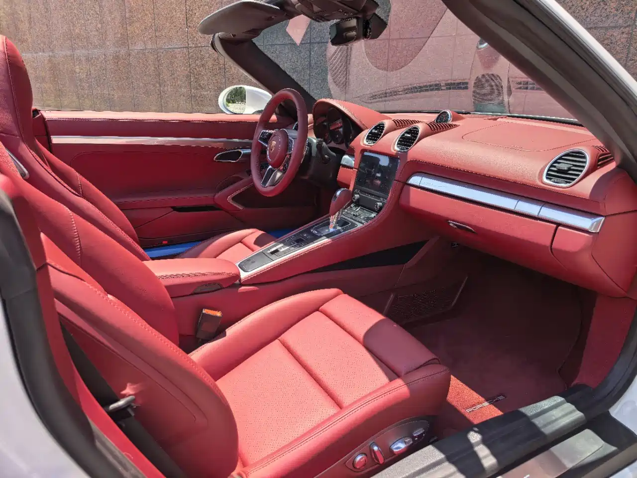 PORSCHE 718