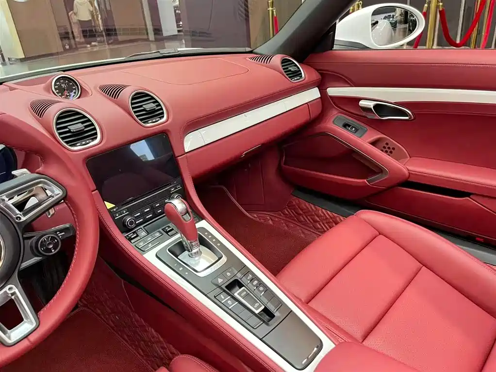 Porsche 718 2022 Boxster 2.0T фото 8