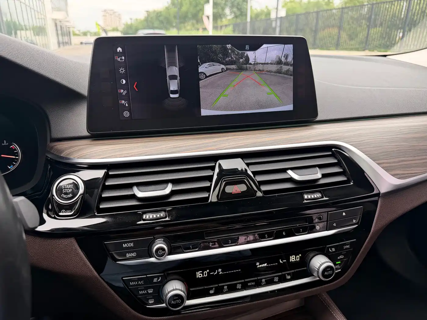 BMW 5 Series 2018 530Li Leading Luxury Package фото 13