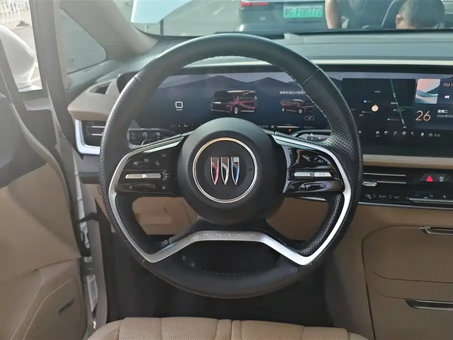 Buick Century 2023 2.0T 7-seater Premium фото 15