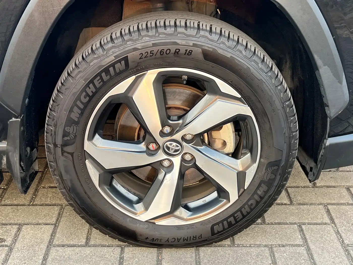 Toyota RAV4 Rongfang Dual Engine E+ 2022 2.5L 2WD Elite Pro фото 21