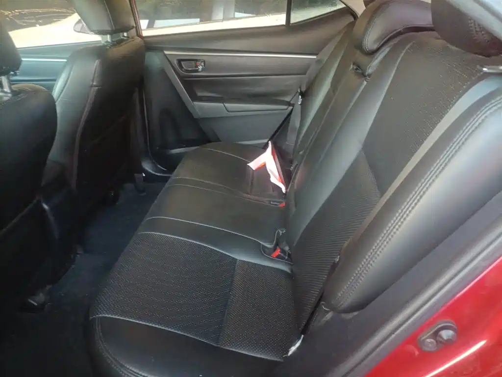 Toyota Levin 2017 Facelift 185T CVT Elite (China V) фото 17