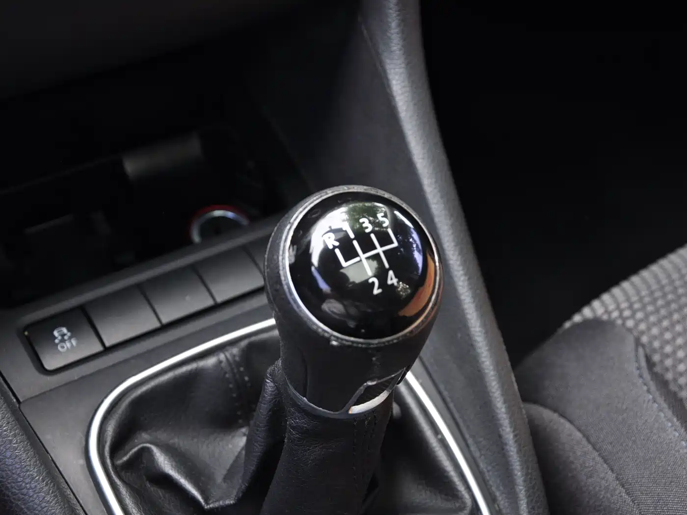 Volkswagen Golf 2012 1.6 Manual Comfort Type фото 13
