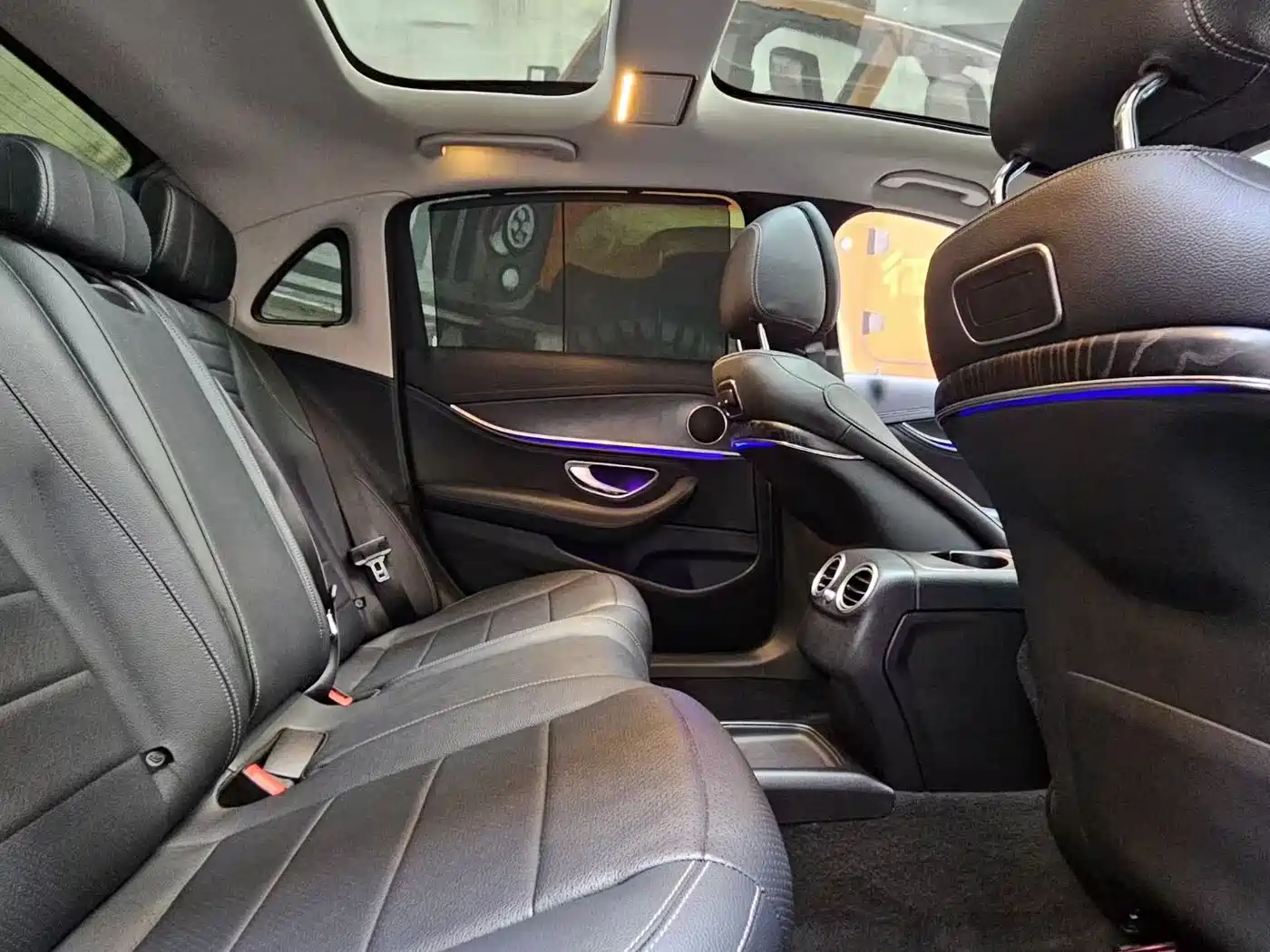 Mercedes-Benz E-Class 2018 E 300 L Sport Luxury фото 9