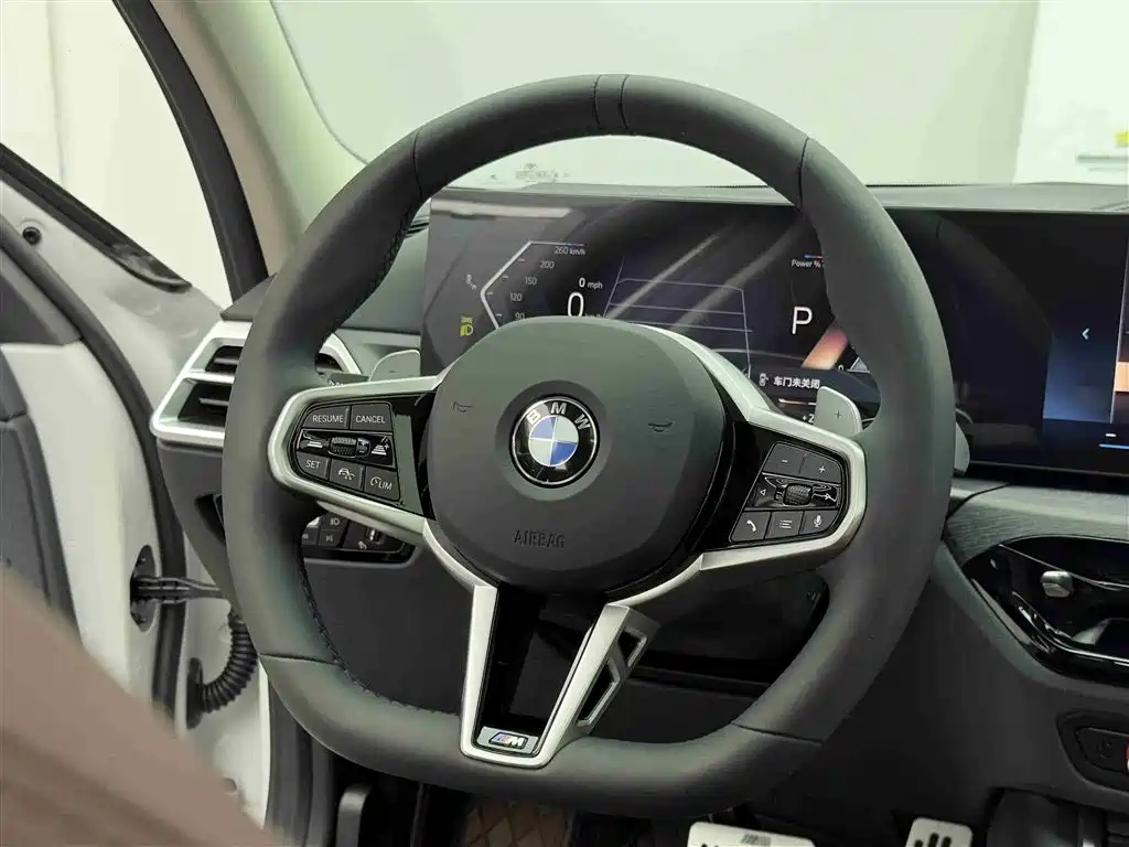 BMW 3 Series 2025 325Li M Sport Package фото 11