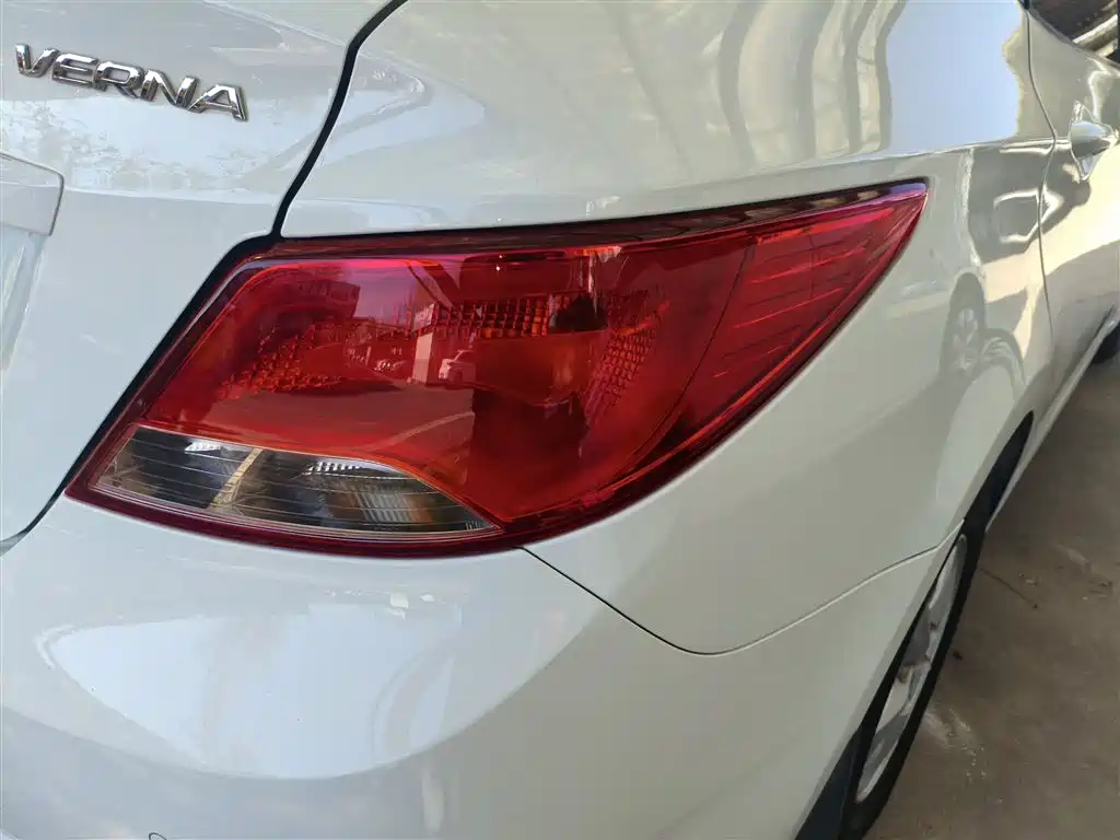 Hyundai Verna 2016 1.4L Automatic Smart GLS фото 8