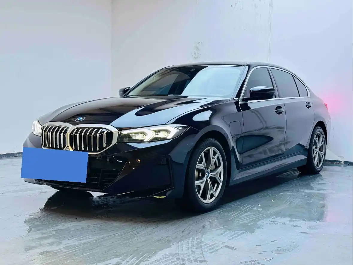 BMW i3 2024 eDrive 35 L
