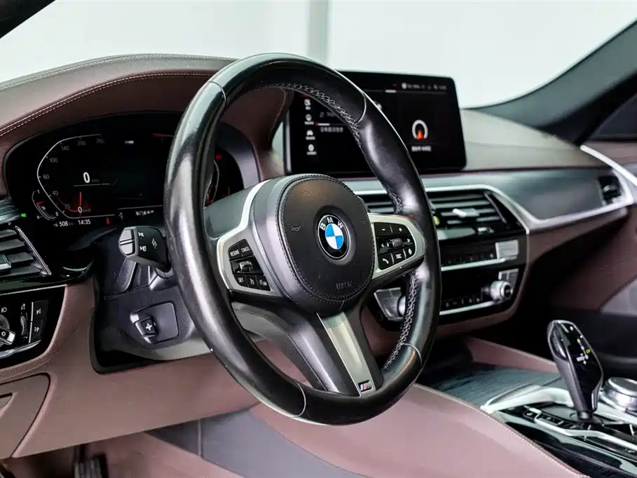BMW 5 Series 2021 Facelift 530Li Leading M Sport Package фото 12