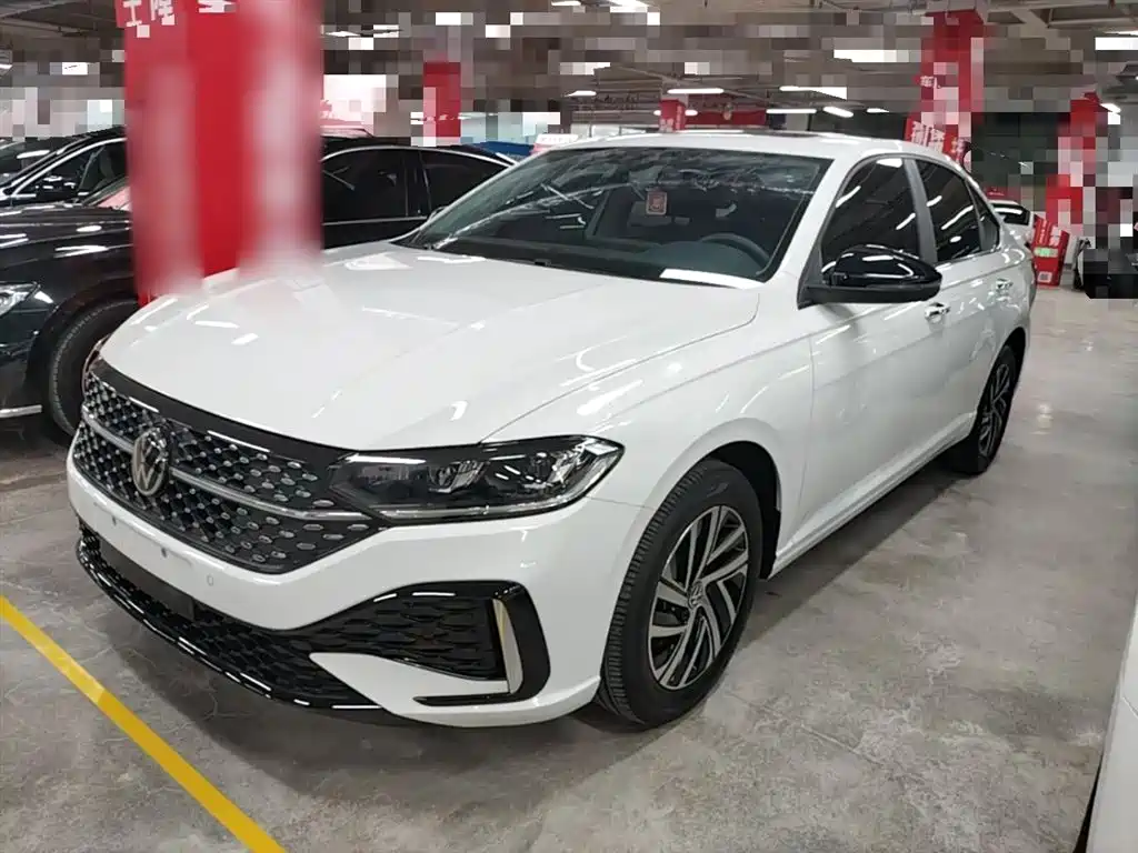 Volkswagen Lavida 2024 Model 300TSI DSG Starlight Leading Edition фото 2