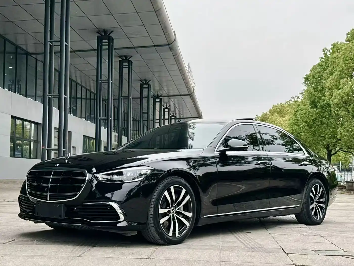 Mercedes-Benz S-Class 2023 Model S 400 L Luxury Edition фото 2
