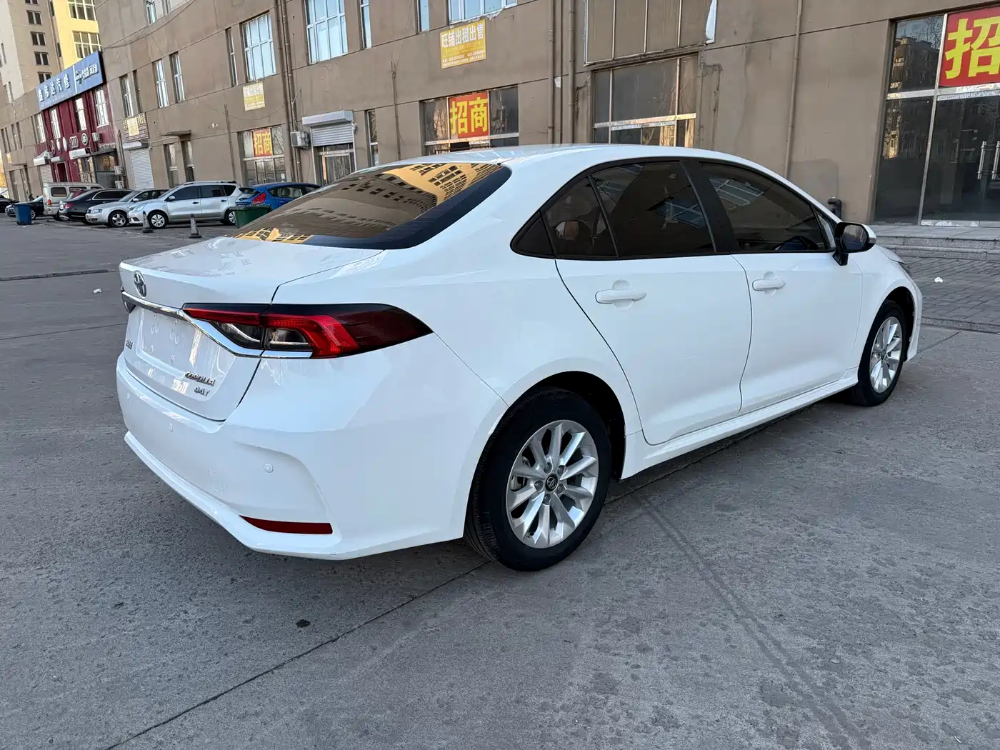Toyota Corolla 2021 1.2T S-CVT Luxury Edition фото 6