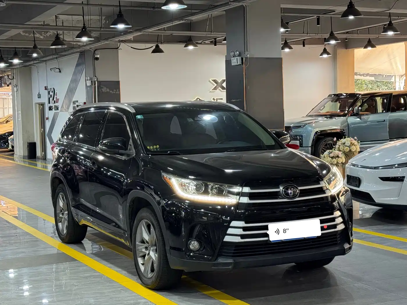 TOYOTA HIGHLANDER
