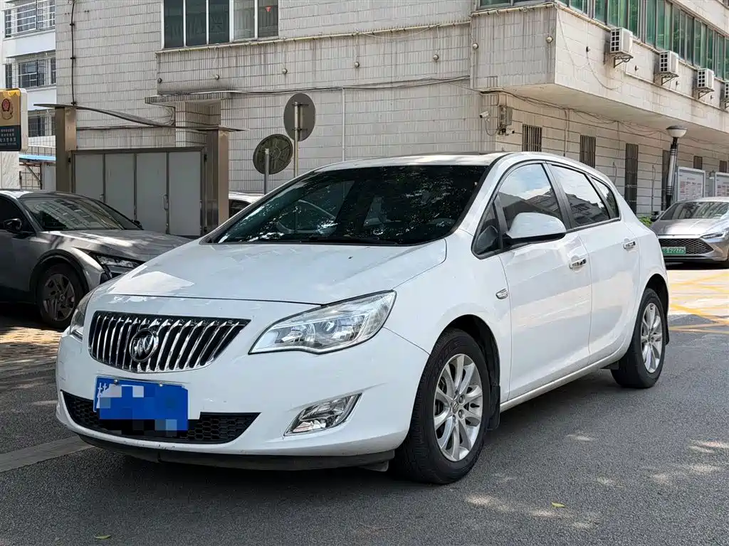 Buick Excelle 2012 XT 1.6L Automatic Fashion Edition