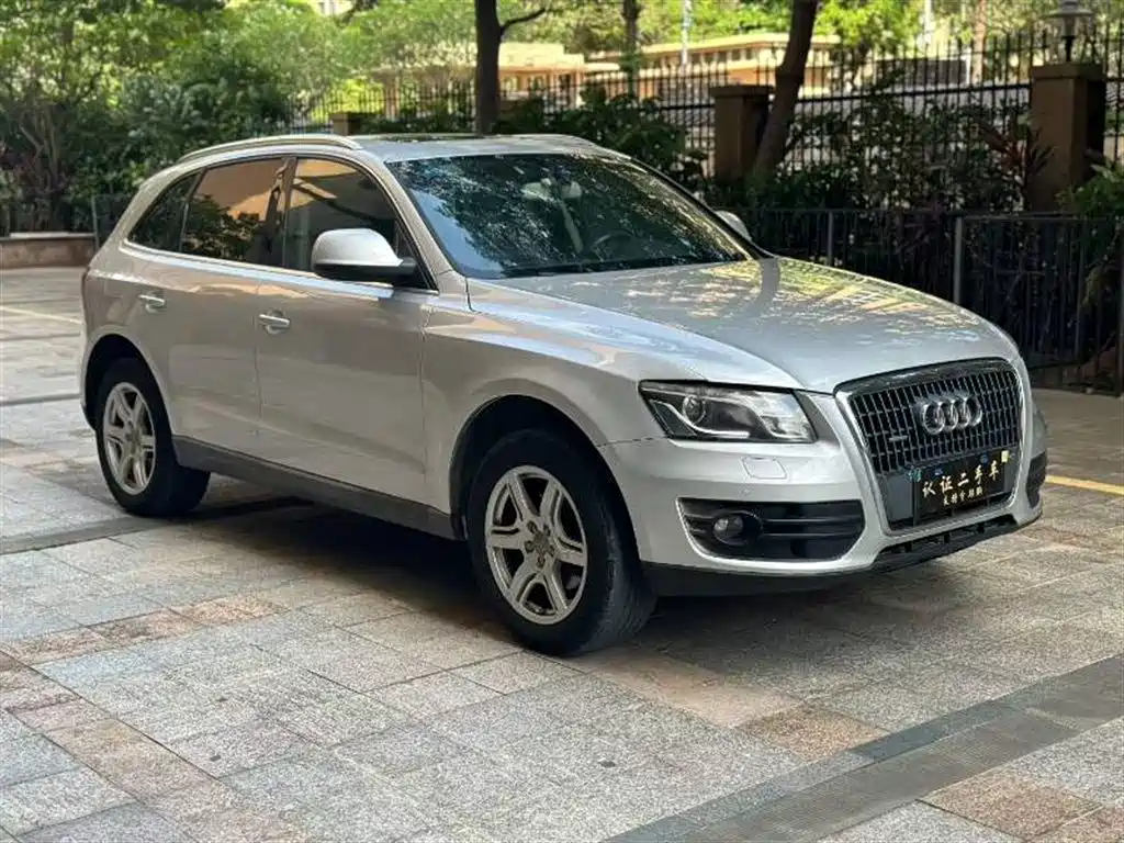 Audi Q5 2011 2.0TFSI Progressive фото 3