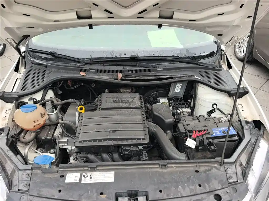 Volkswagen Santana 2015 1.6L Manual Trend Edition фото 20