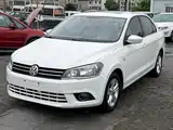 Photo 1 - Volkswagen Jetta